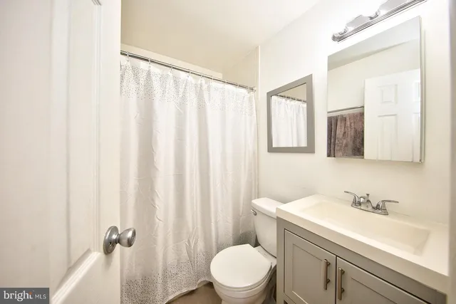 $210,000 | 110 Compass Road, Middle River, MD 21220