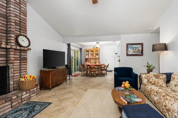 $440,000 | 465 Bliss Avenue, Clovis, CA 93611
