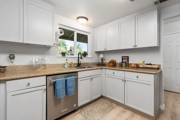$440,000 | 465 Bliss Avenue, Clovis, CA 93611
