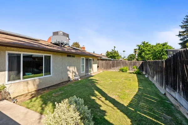 $440,000 | 465 Bliss Avenue, Clovis, CA 93611