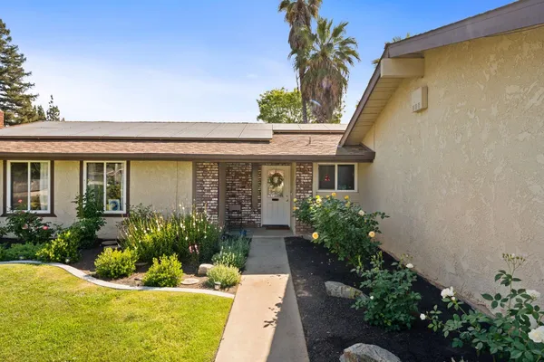 $440,000 | 465 Bliss Avenue, Clovis, CA 93611