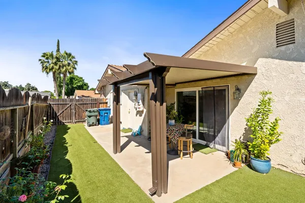 $440,000 | 465 Bliss Avenue, Clovis, CA 93611