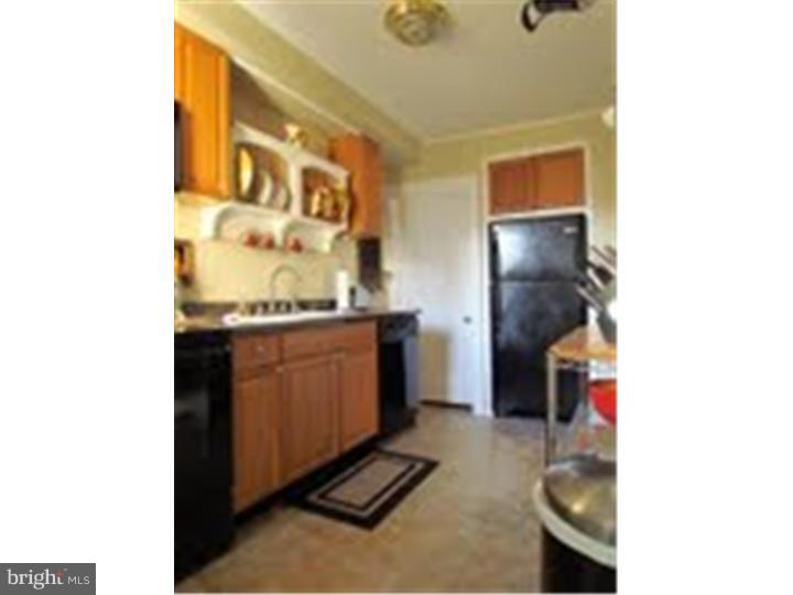 215 Valley View Road Media, PA 19063 - Photo 11 of 21 Kitchen