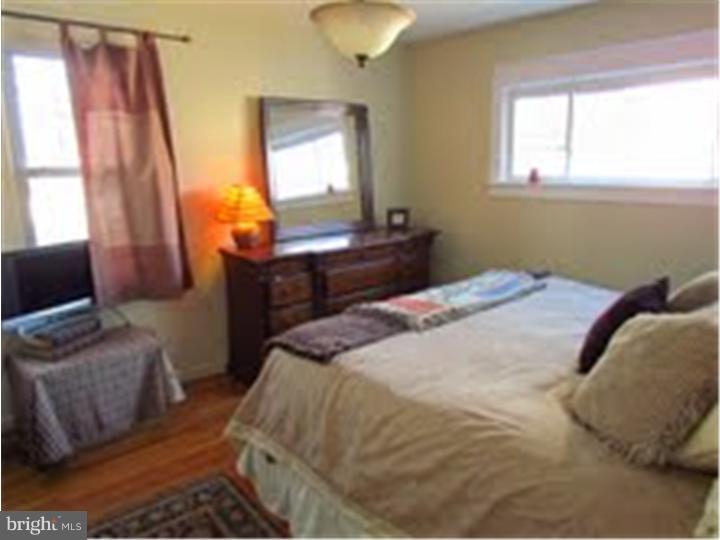 215 Valley View Road Media, PA 19063 - Photo 13 of 21 Master Bedroom