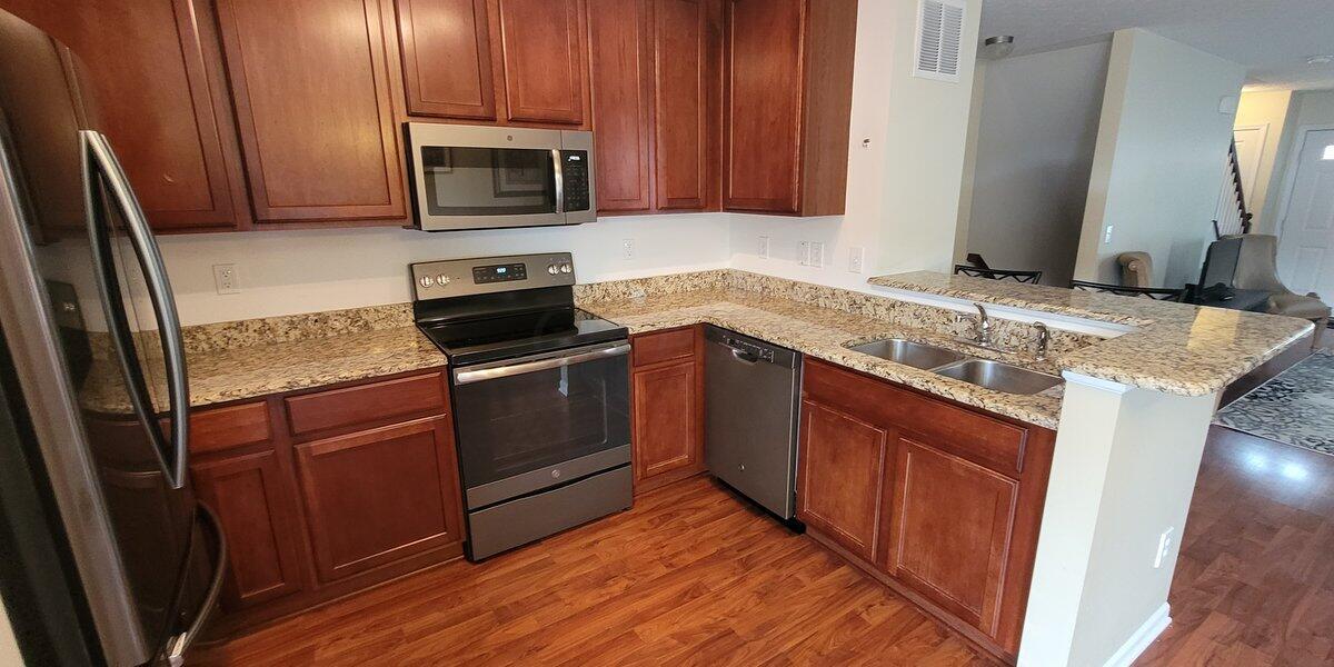 8310 Bruntsfield Road Columbus, OH 43235 - Photo 6 of 26 20220626_092157