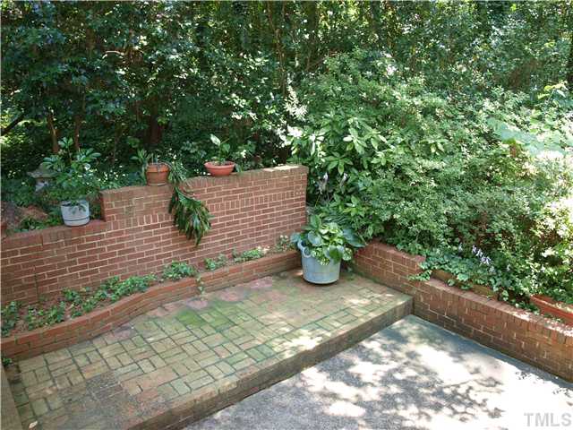 755 Currituck Drive Raleigh, NC 27609 - Photo 7 of 8