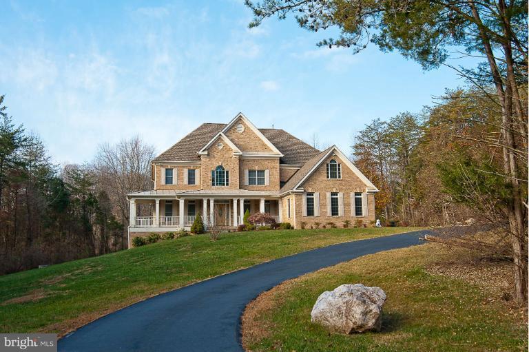 6038 Colchester Road Fairfax, VA 22030 - Photo 1 of 30 Exterior (Front)