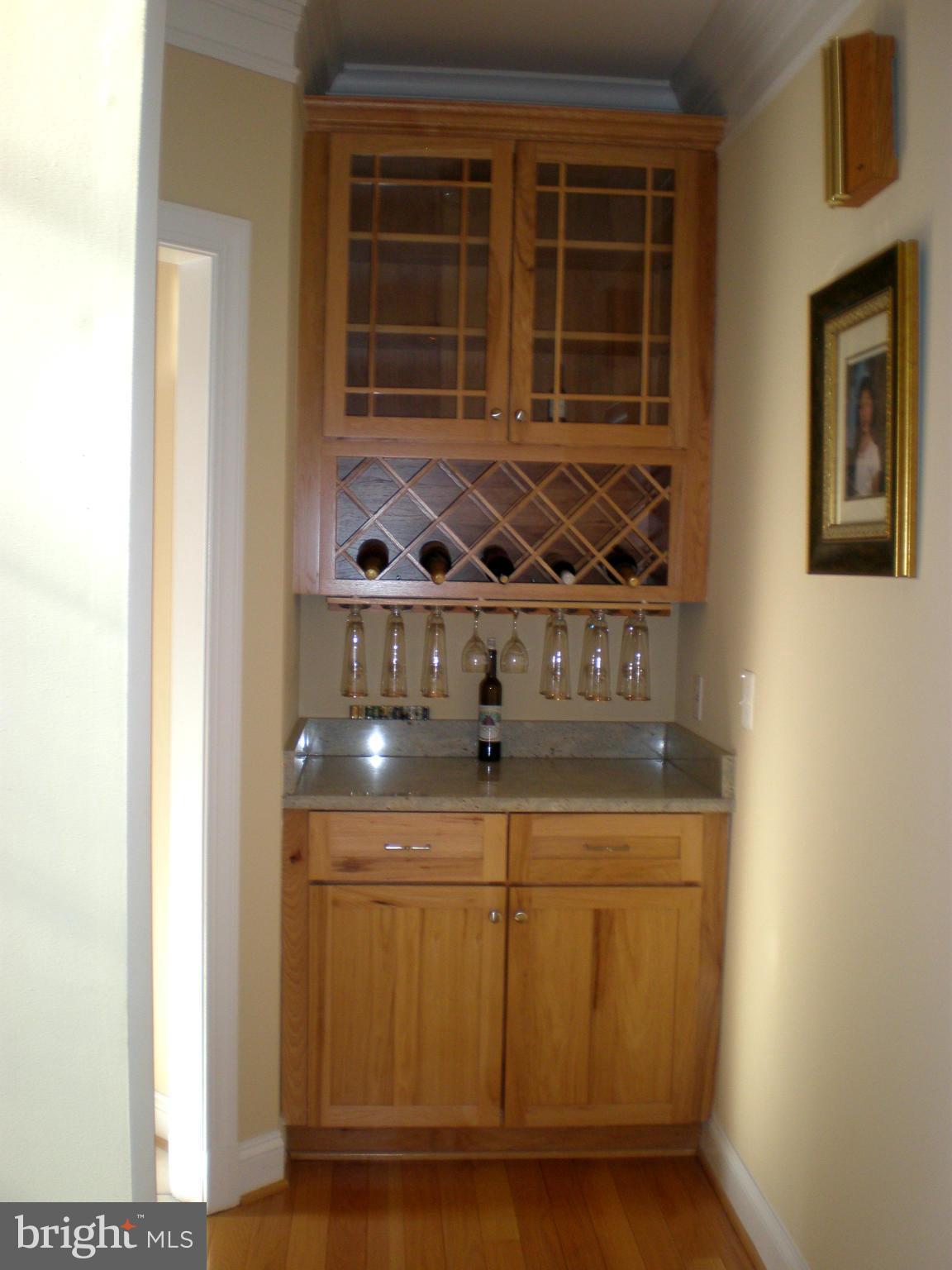 6038 Colchester Road Fairfax, VA 22030 - Photo 11 of 30 Kitchen