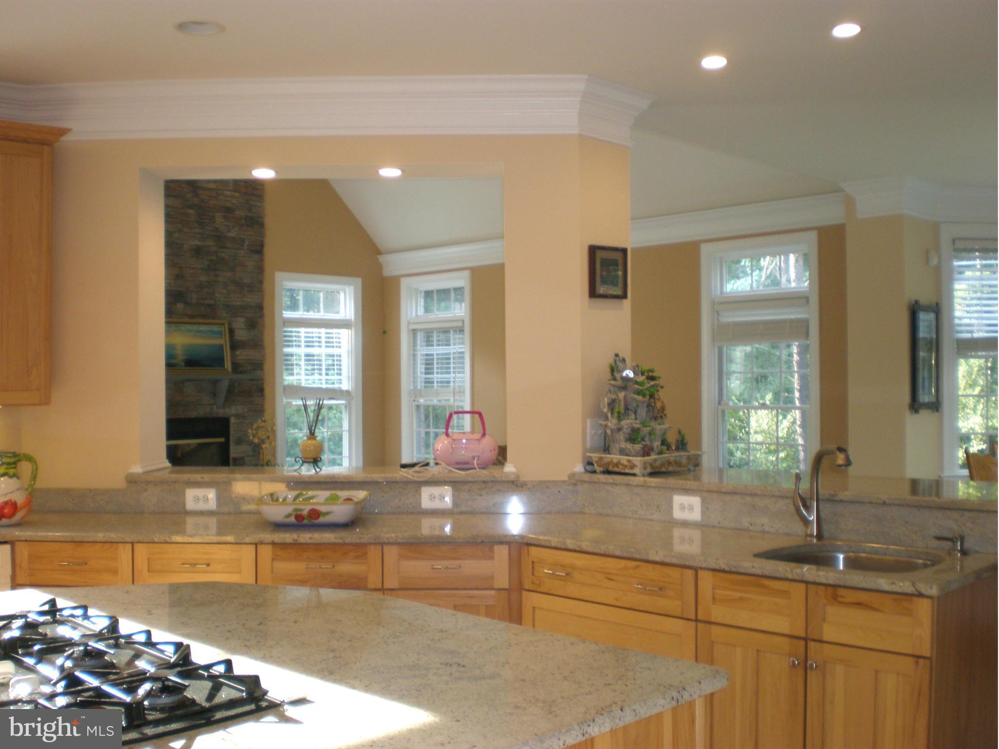 6038 Colchester Road Fairfax, VA 22030 - Photo 13 of 30 Kitchen