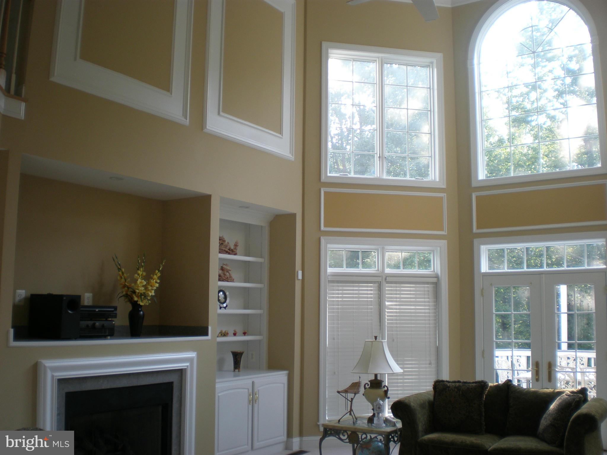 6038 Colchester Road Fairfax, VA 22030 - Photo 7 of 30 Family Room