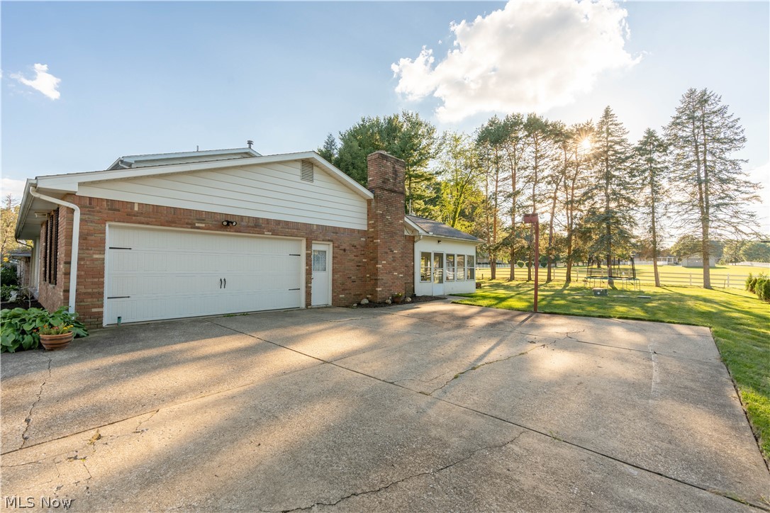5743 Wiclif Road Northeast Canton, OH 44721 - Photo 2 of 35 Gallery Image 2