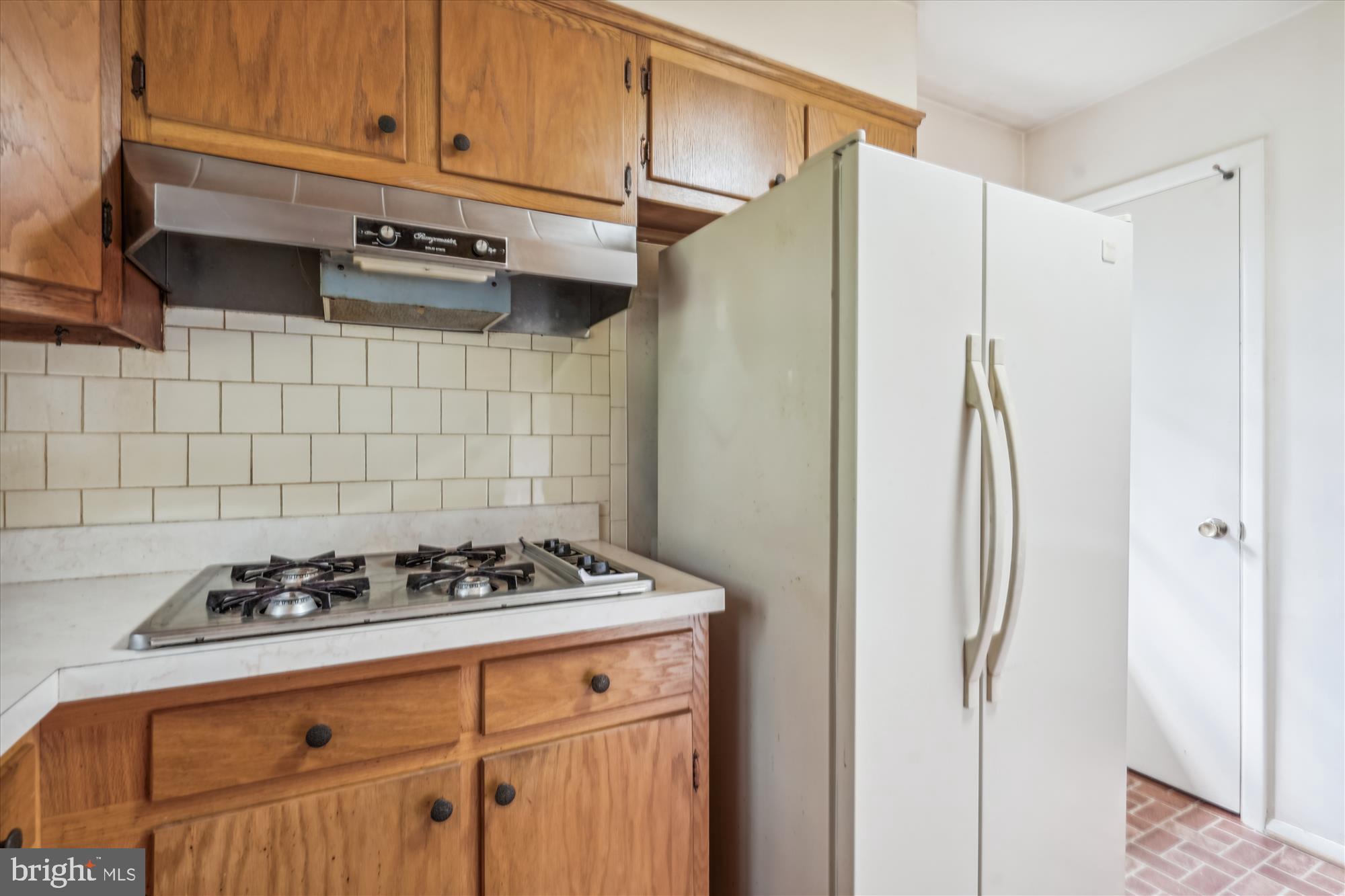 5603 Flag Run Drive Springfield, VA 22151 - Photo 13 of 27 Kitchen