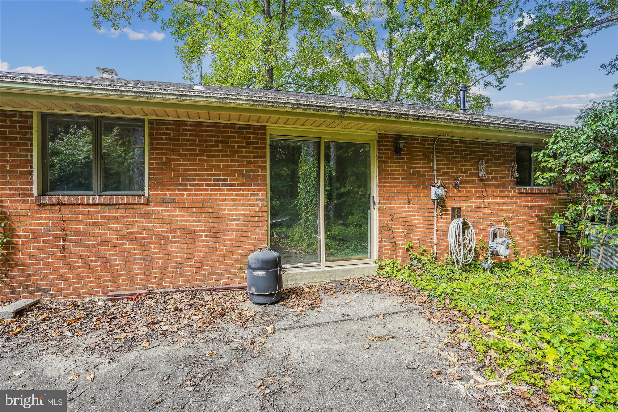 5603 Flag Run Drive Springfield, VA 22151 - Photo 26 of 27 Rear Patio