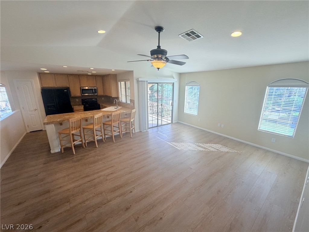 5450 Cardinal Ridge Court, Unit 204 Las Vegas, NV 89149 - Photo 11 of 52