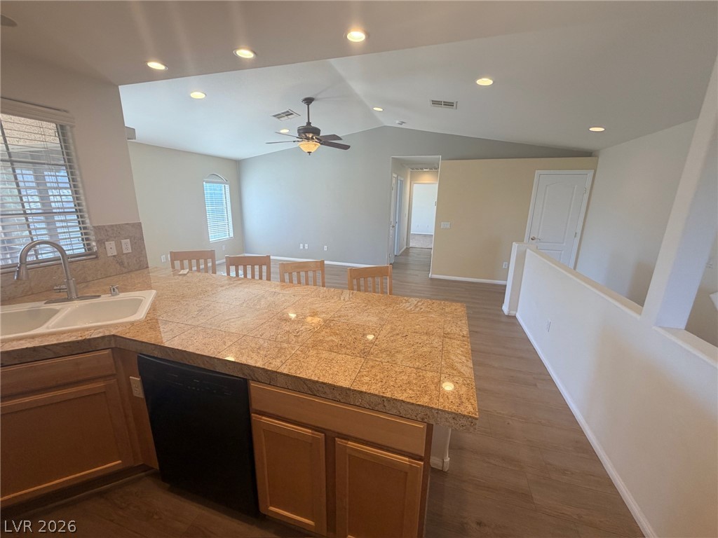5450 Cardinal Ridge Court, Unit 204 Las Vegas, NV 89149 - Photo 18 of 52