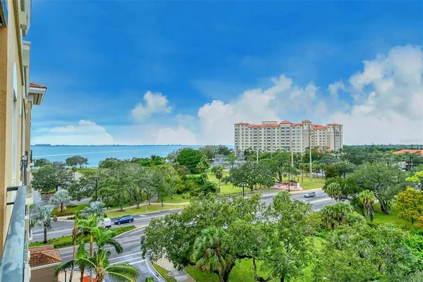 $3,500 | 1064 North Tamiami Trail, Unit 1627, Sarasota, FL 34236