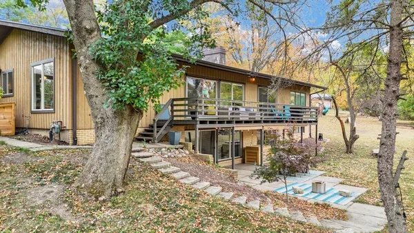 $599,900 | 1010 Parkview Drive, Mahomet, IL 61853