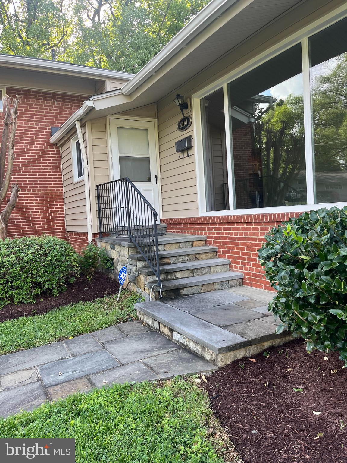 5101 Danbury Road Bethesda, MD 20814 - Photo 3 of 17