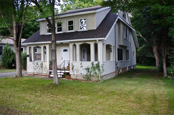 93 Pilgrim Road Haverhill, MA 01832 - Photo 2 of 20 Gallery Image 2