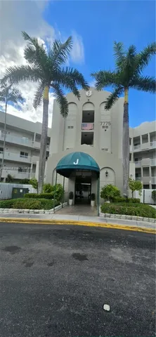 $199,900 | 7775 Southampton Terrace, Unit 305, Tamarac, FL 33321