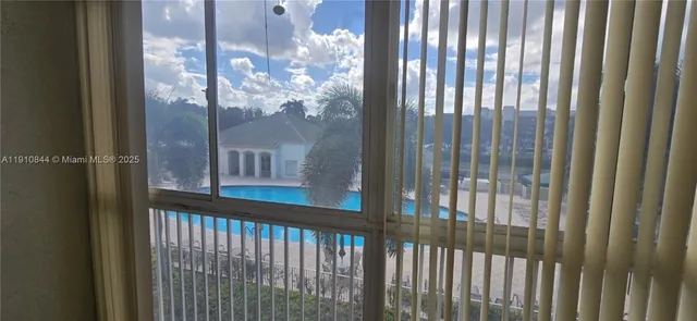 $199,900 | 7775 Southampton Terrace, Unit 305, Tamarac, FL 33321