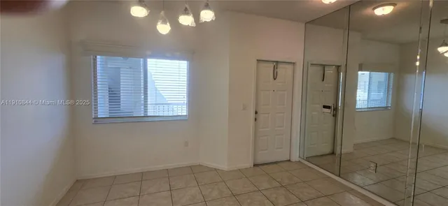 $199,900 | 7775 Southampton Terrace, Unit 305, Tamarac, FL 33321