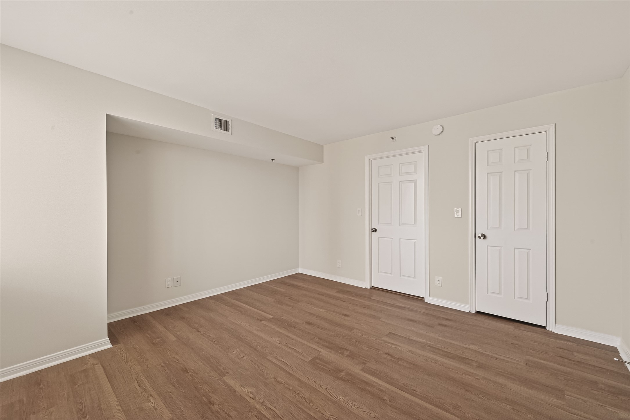 3525 Sage Road, Unit 1705 Houston, TX 77056 - Photo 19 of 35