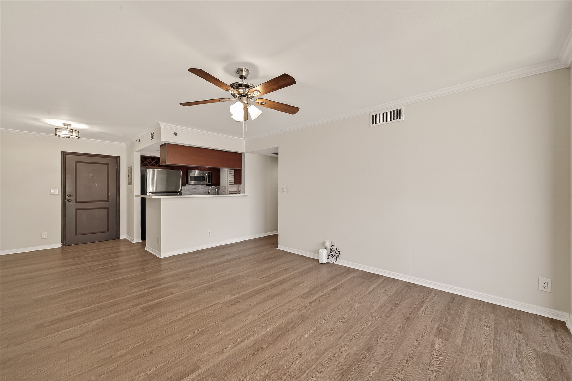 3525 Sage Road, Unit 1705 Houston, TX 77056 - Photo 8 of 35