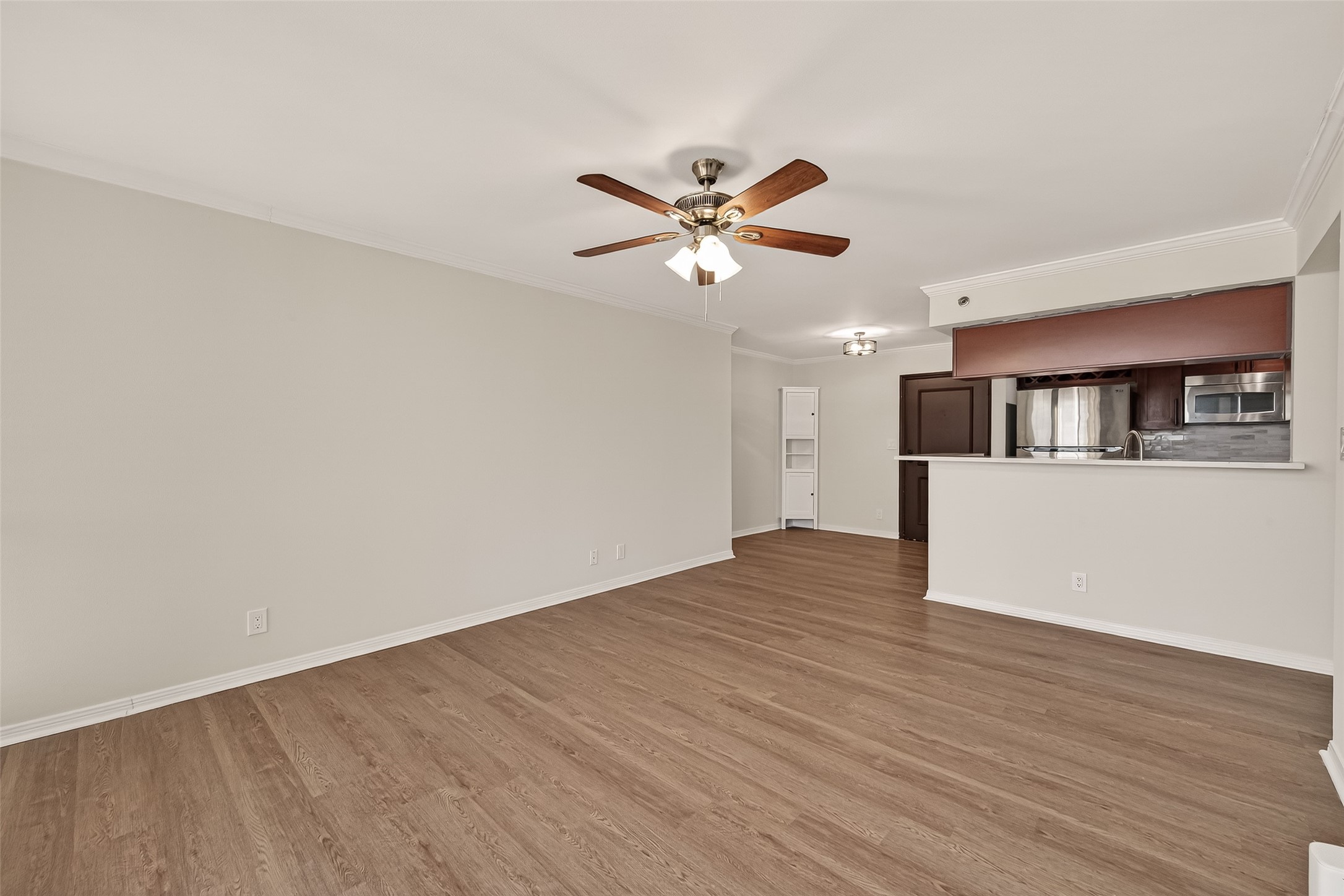 3525 Sage Road, Unit 1705 Houston, TX 77056 - Photo 9 of 35