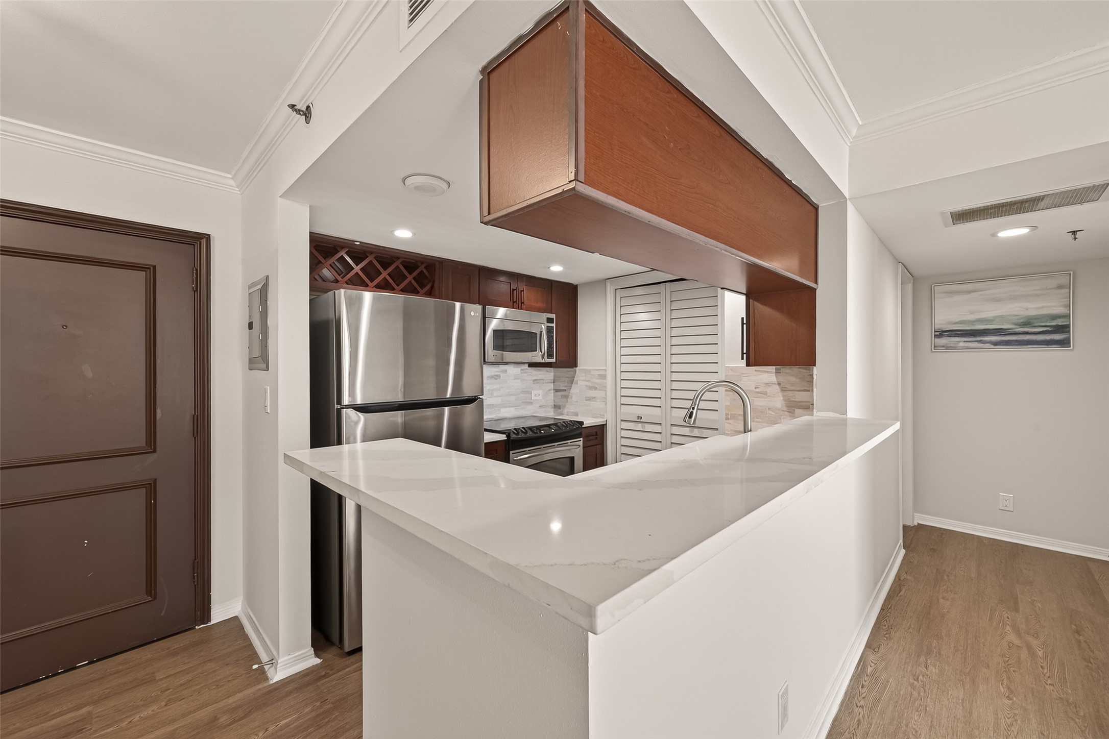 3525 Sage Road, Unit 1705 Houston, TX 77056 - Photo 10 of 35