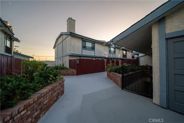 a front view of house with yard