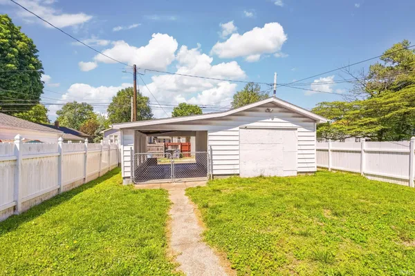 $140,000 | 1603 Hollywood Avenue, Evansville, IN 47712