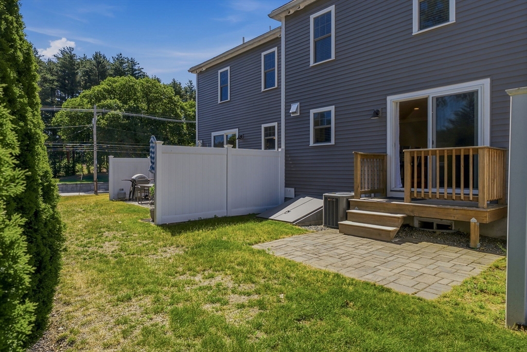 161 Broad Street, Unit 2 Hudson, MA 01749 - Photo 23 of 32