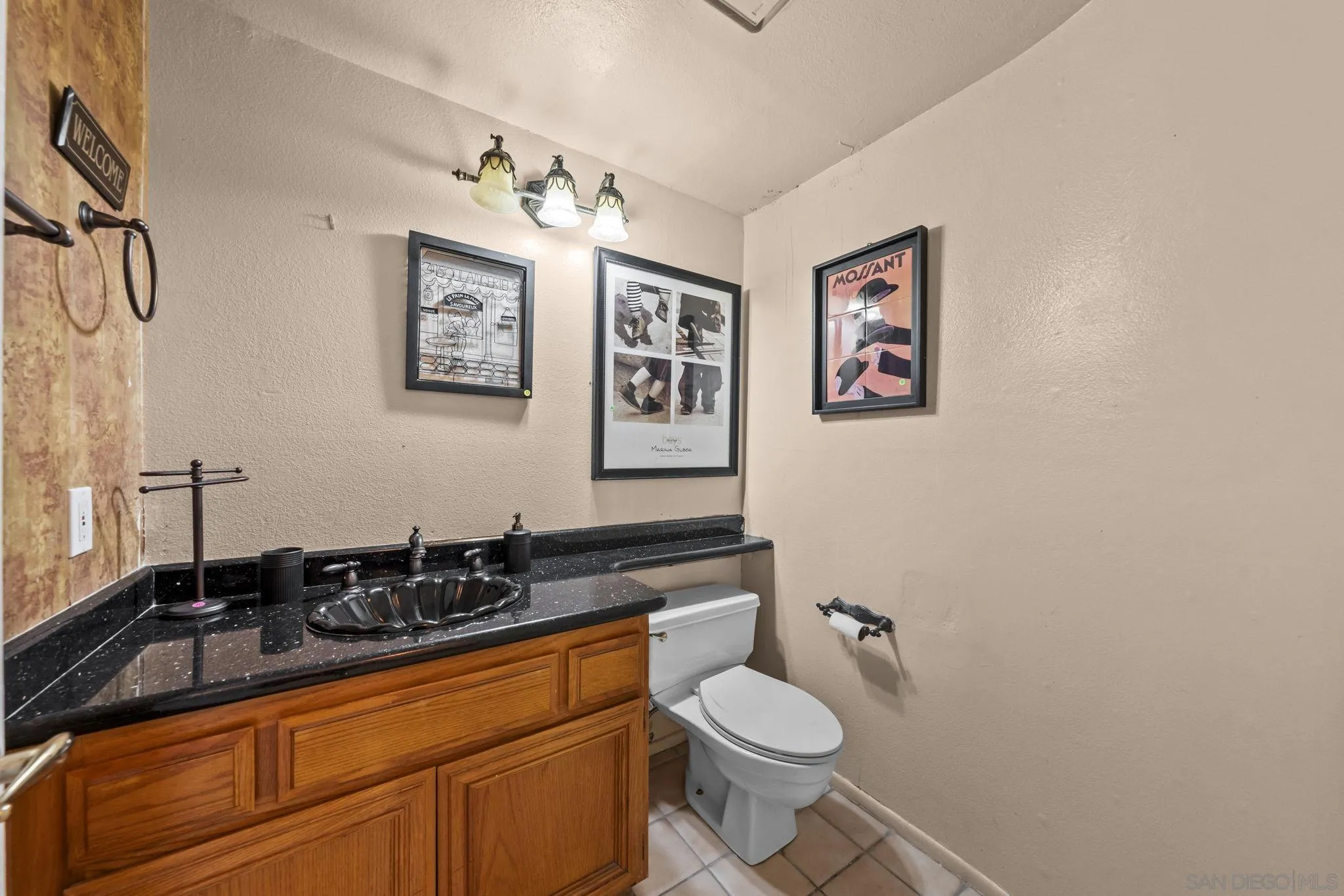 12280 Wildflower Lane Riverside, CA 92503 - Photo 9 of 21
