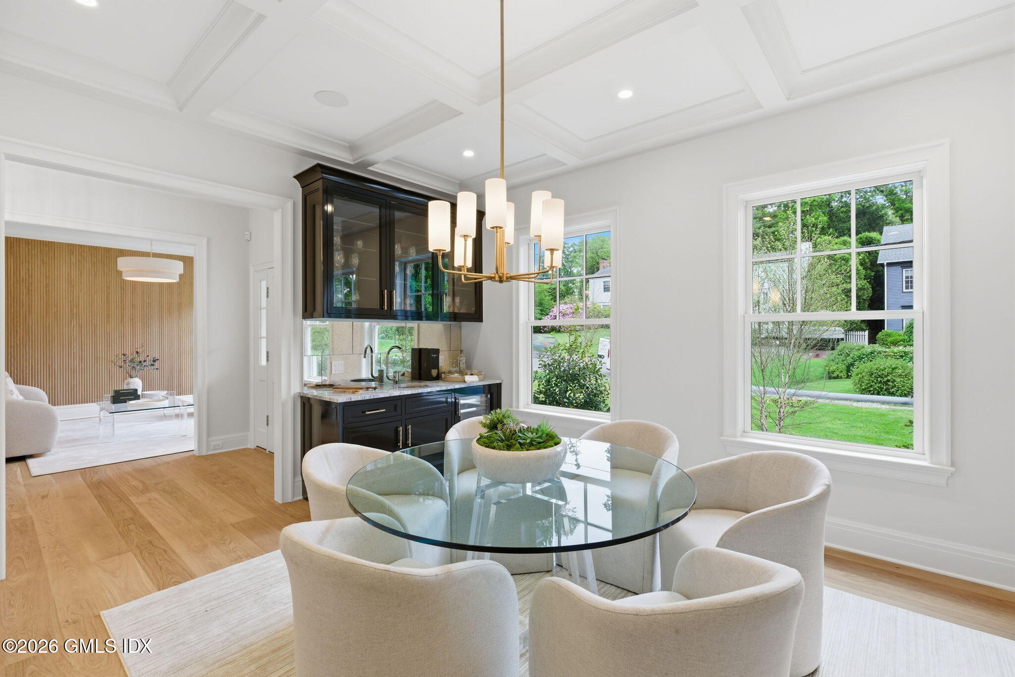 11 Hearthstone Drive Riverside, CT 06878 - Photo 12 of 37 Serverie