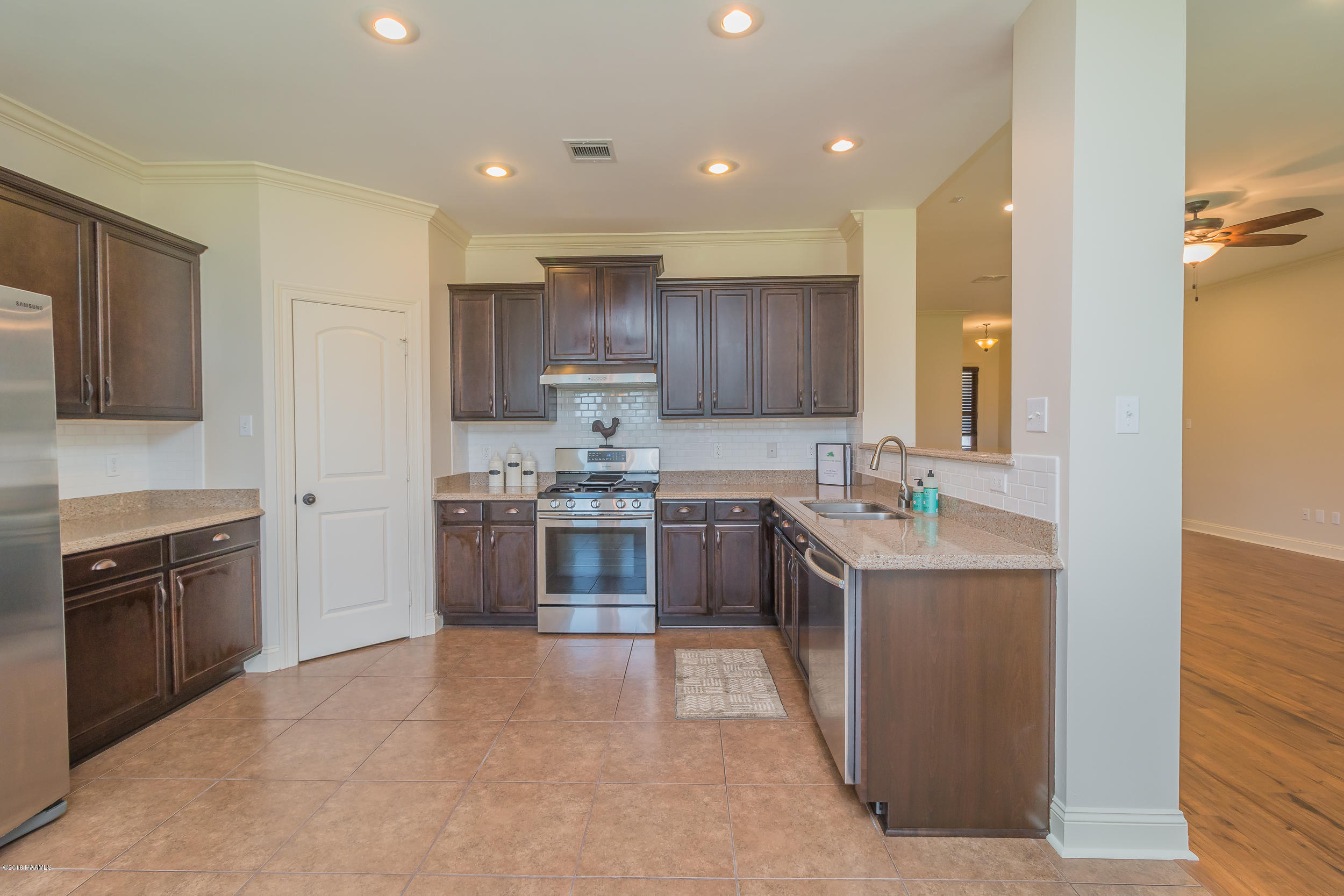 215 Still Waters Road Broussard, LA 70518 - Photo 12 of 22 Gallery Image 12