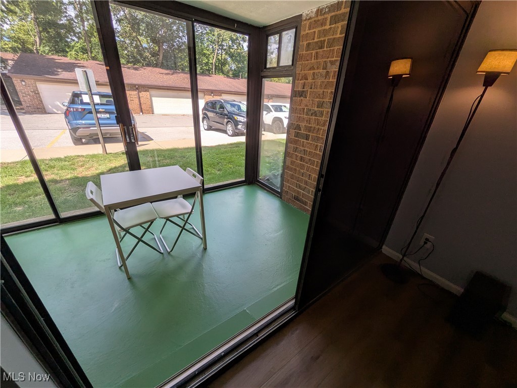 22958 Mastick Road, Unit 103 Cleveland, OH 44126 - Photo 9 of 34
