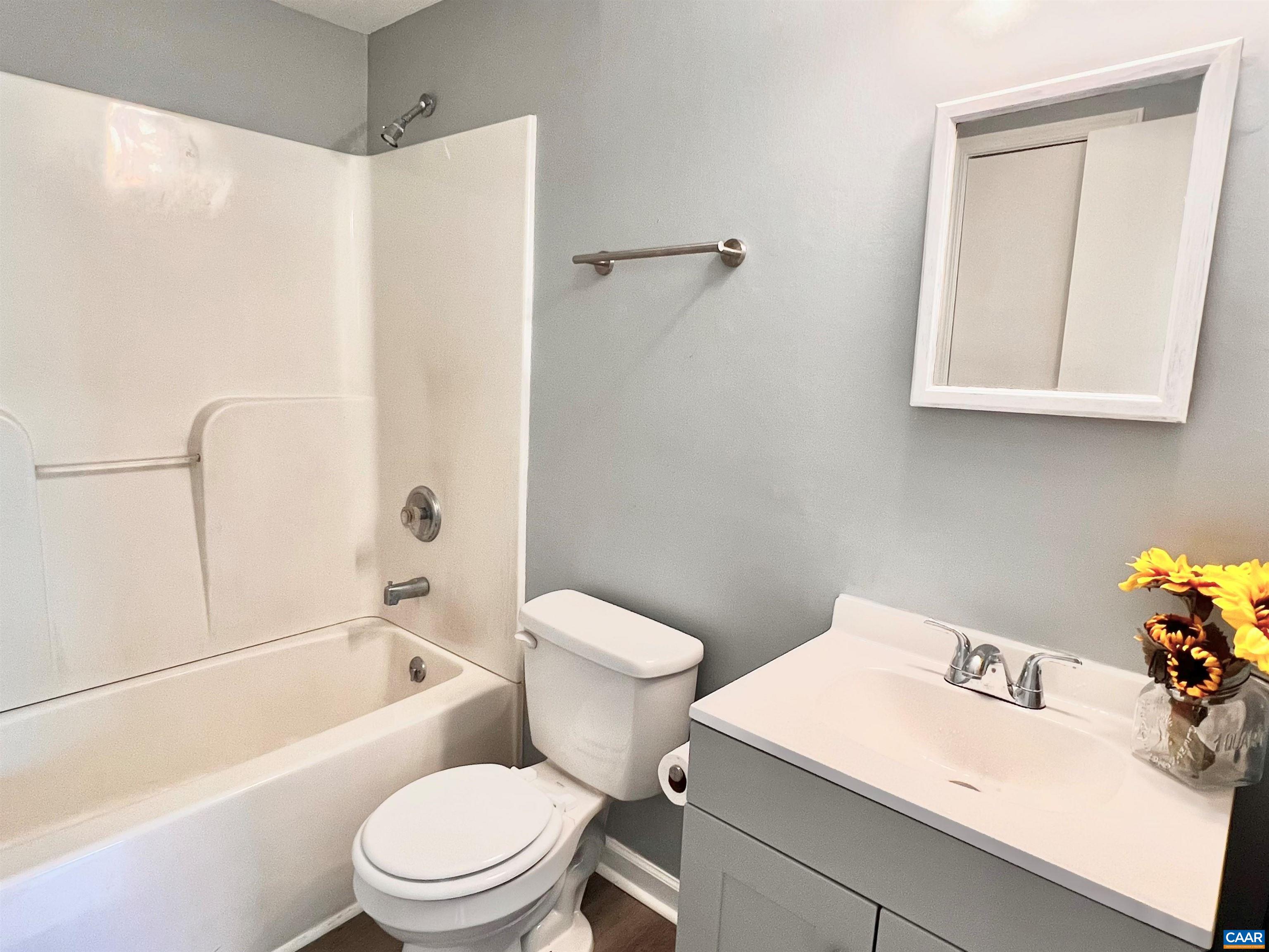 209 Barnsdale Road Charlottesville, VA 22911 - Photo 5 of 31 Gallery Image 5