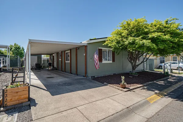 $275,000 | 2228 New Haven Drive, Central Point, OR 97502