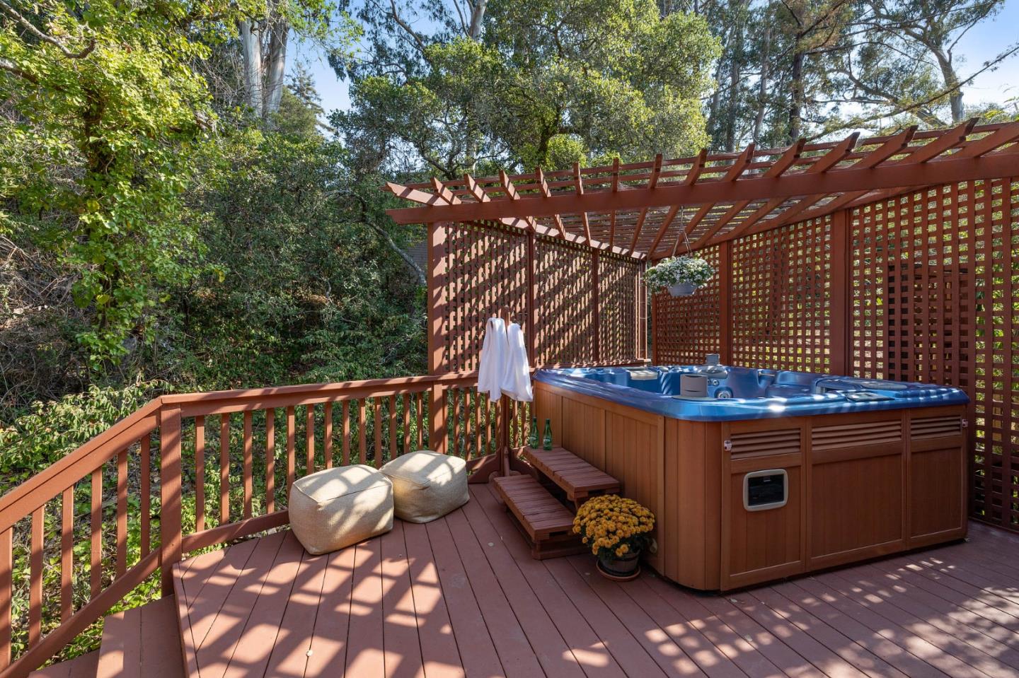 37 Vía Canon Millbrae, CA 94030 - Photo 7 of 69 a view of a couches on the roof deck