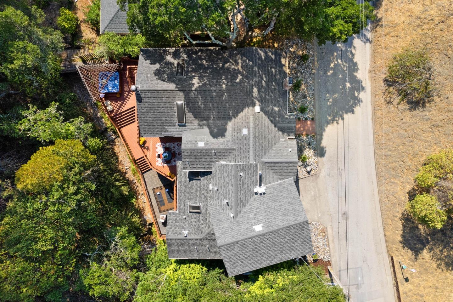 37 Vía Canon Millbrae, CA 94030 - Photo 66 of 69 an aerial view of a house with a yard