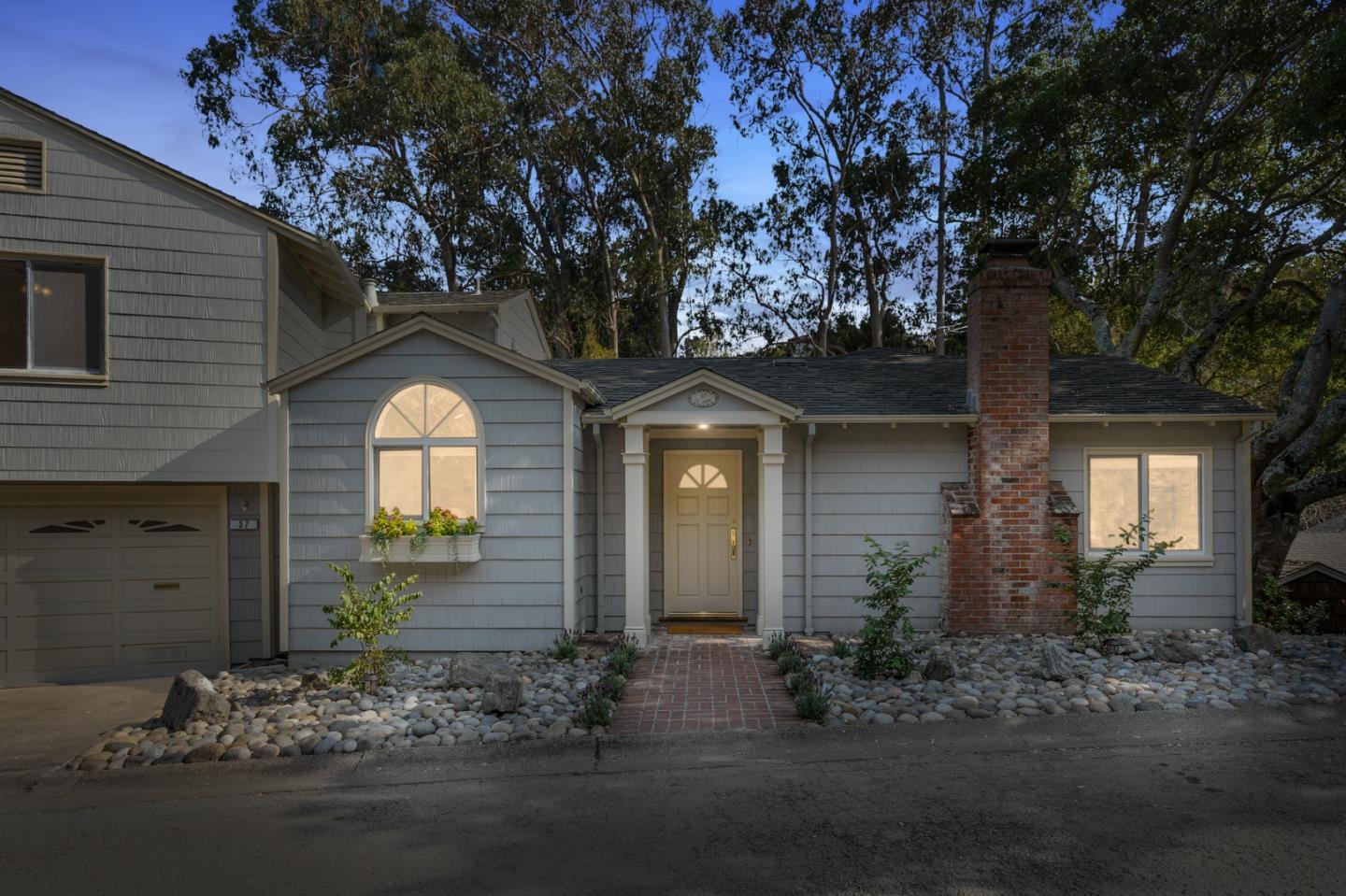 37 Vía Canon Millbrae, CA 94030 - Photo 67 of 69 a front view of a house with garden