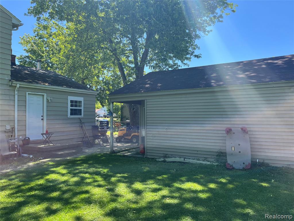 7057 Lapeer Road Davison, MI 48423 - Photo 20 of 28 Gallery Image 20
