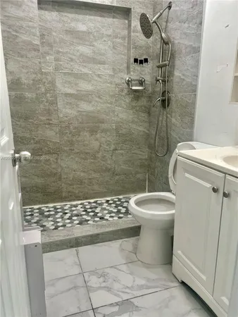 $3,650 | 6550 West 8th Avenue, Unit 1, Hialeah, FL 33012