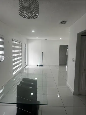 $3,650 | 6550 West 8th Avenue, Unit 1, Hialeah, FL 33012