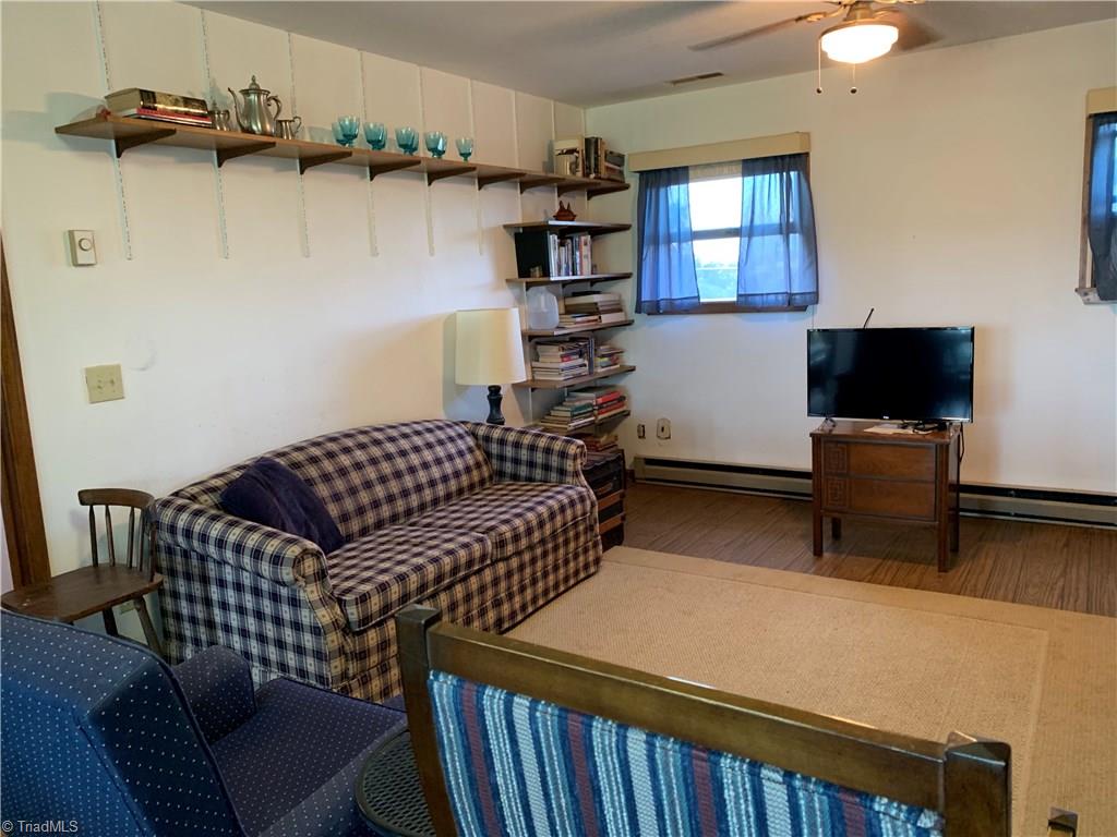 496 Osborne Memorial Road Sparta, NC 28675 - Photo 13 of 30 Cozy den