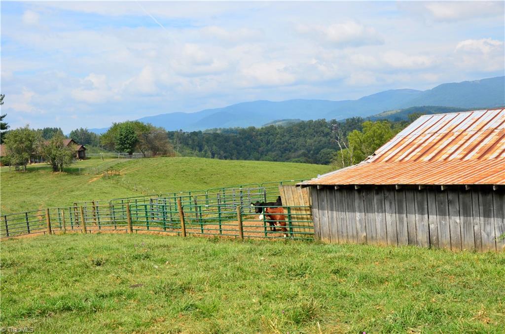 496 Osborne Memorial Road Sparta, NC 28675 - Photo 26 of 30 Gallery Image 26