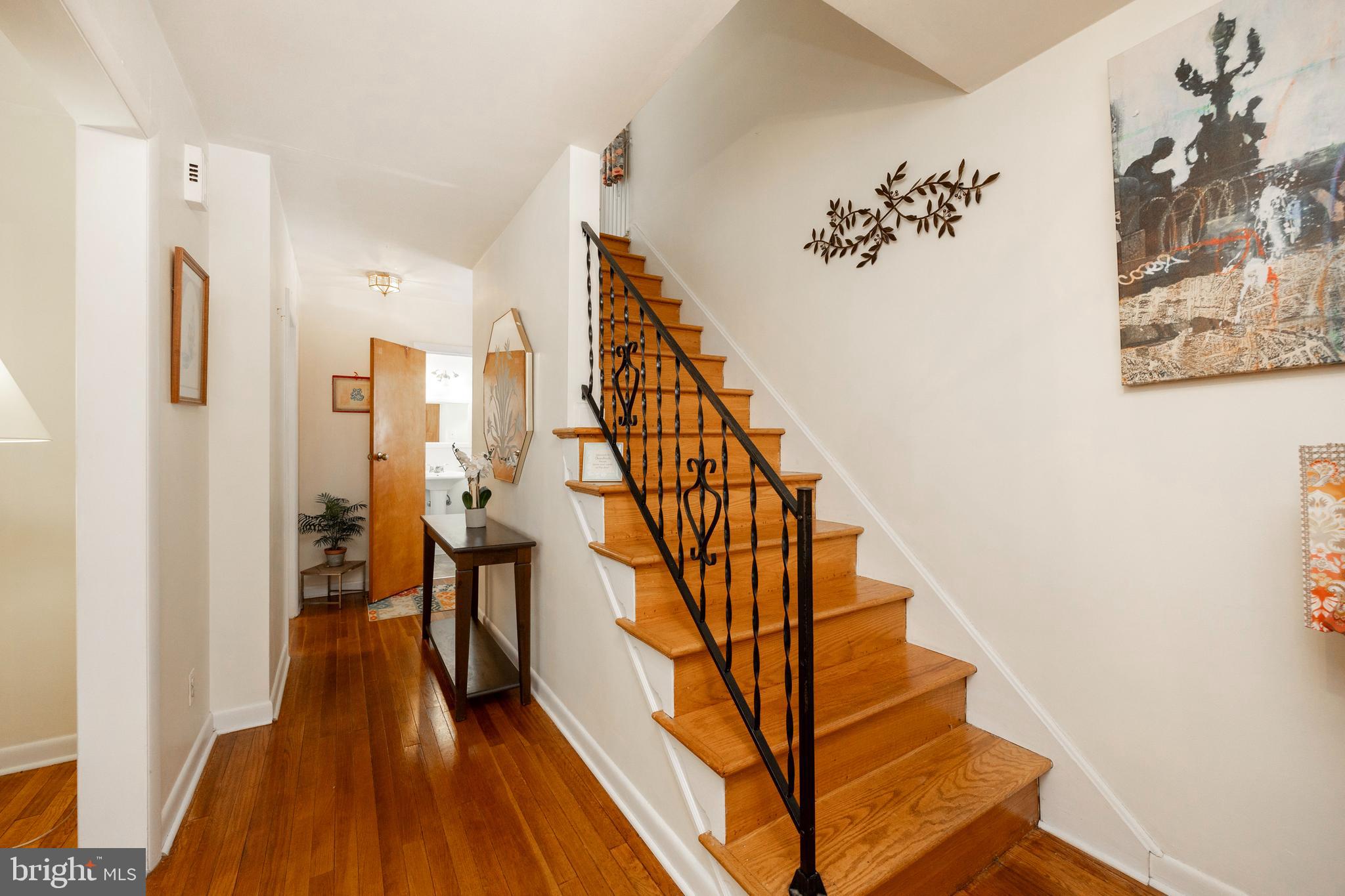 301 Earlington Road Havertown, PA 19083 - Photo 4 of 24