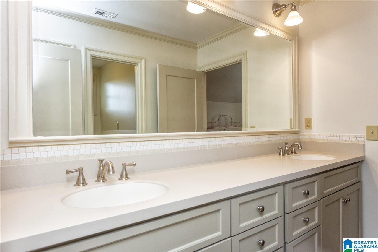 1758 Huntington Road Birmingham, AL 35209 - Photo 35 of 50
