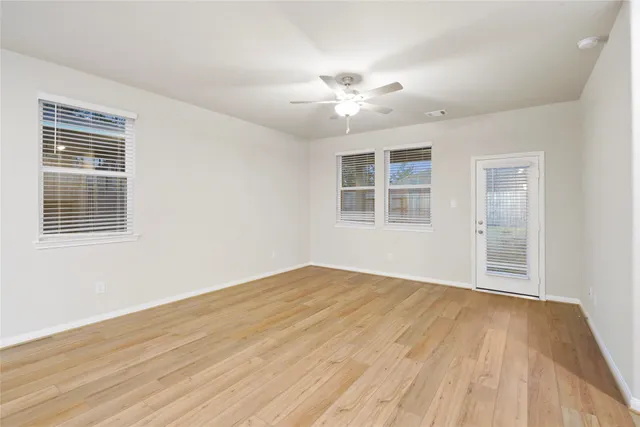 $2,400 | 18516 Amber Pine Court, Montgomery, TX 77316